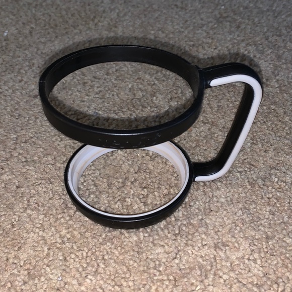 tervis Dining Tervis Cup Holder Buy 2 Tervis Cups Get It Free Poshmark